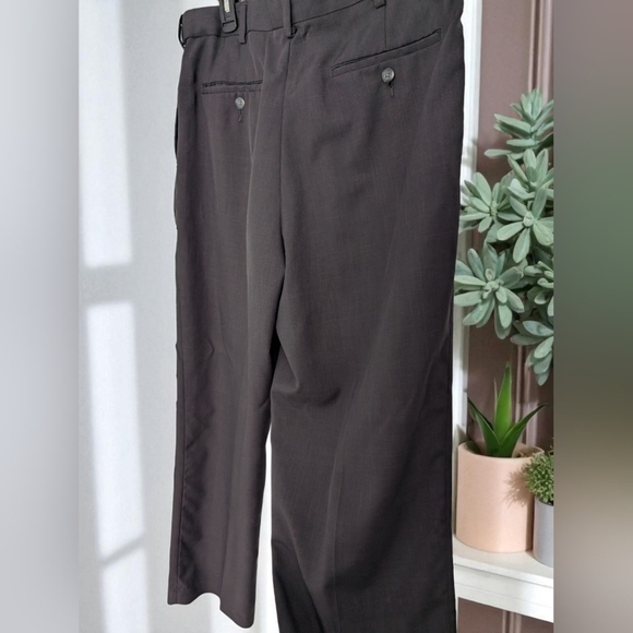 Croft & Barrow Men's Charcoal Dress Pants Size 34x30 (EUC) - Picture 8 of 13